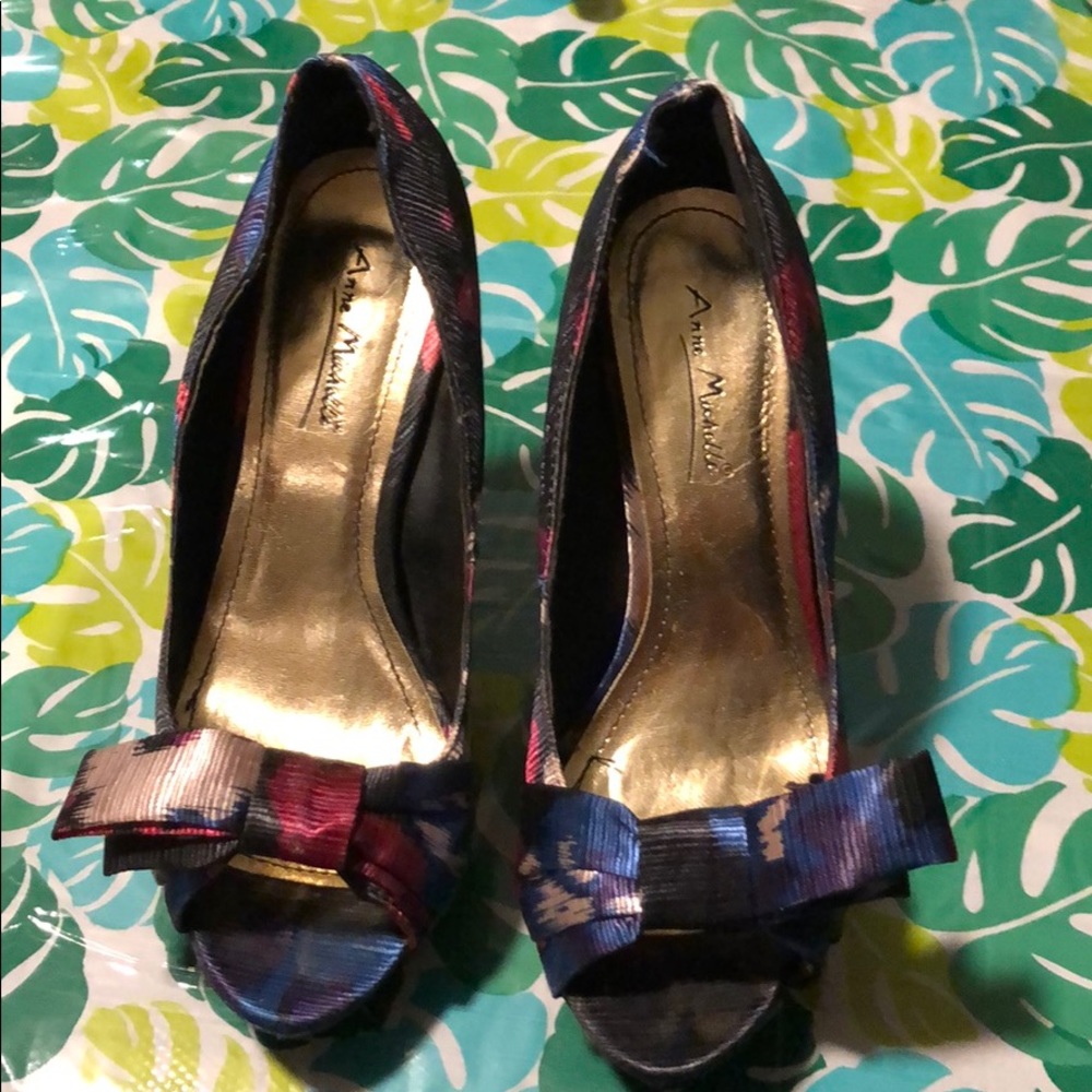 Anne Michelle platform heels size 6